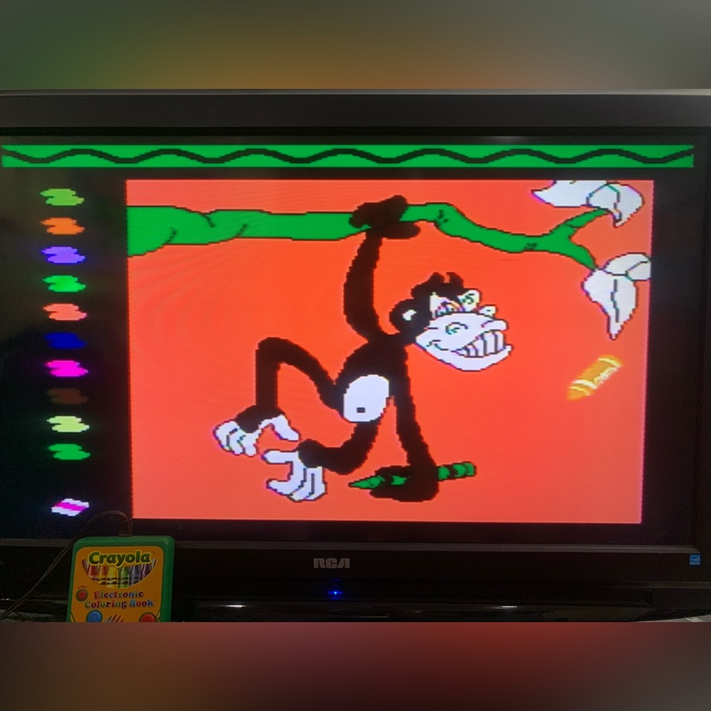 -SOLD-Crayola Electronic Coloring Book Game for TV - Picture 3 of 5